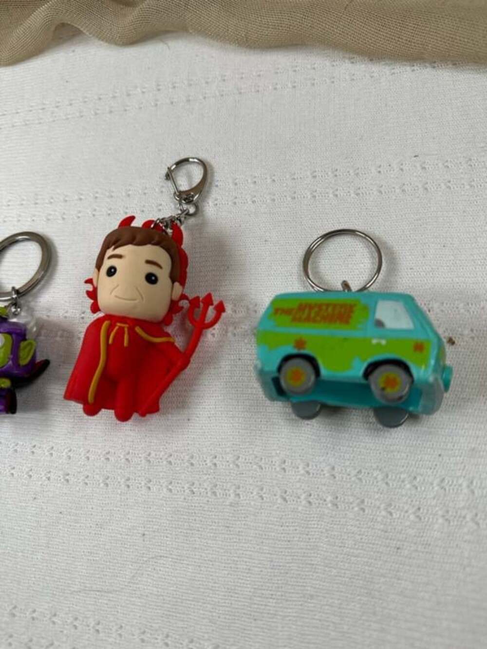 Collectors Keychain Lot - Picture 3 of 3